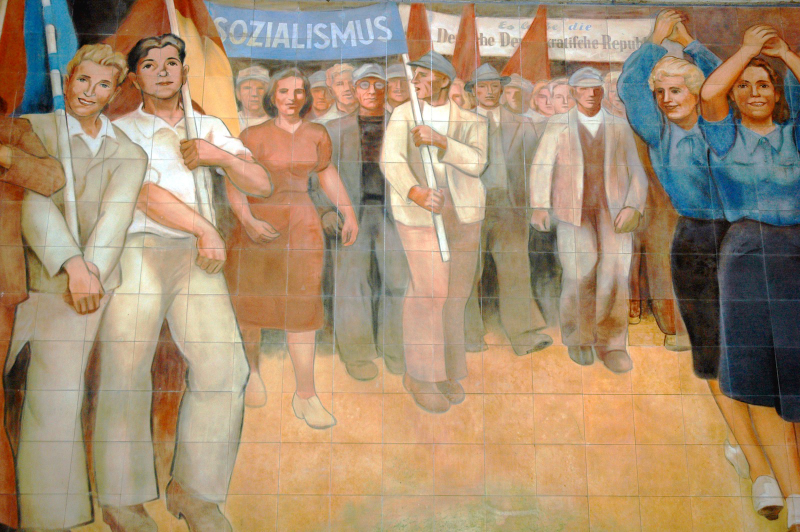 Illustration for article titled The Melancholy, Crumbling Remains Of Great Socialist Murals